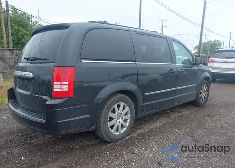 2010 Chrysler Town & Country Touring из США, поврежденный, VIN 2A4RR5DX9AR129437